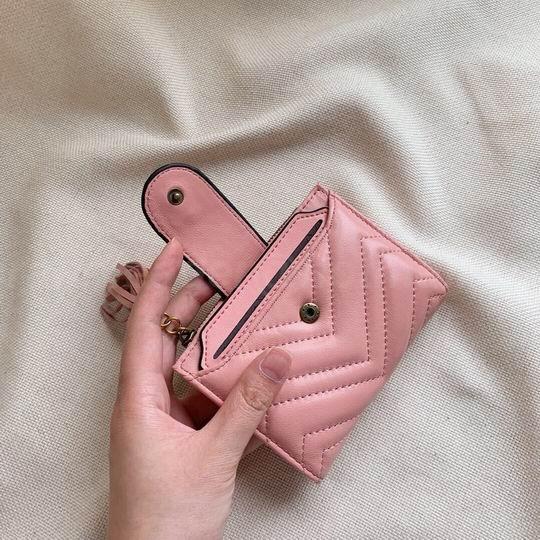 Gucci Wallets 16